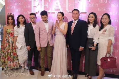 Nune Woranuch跨界推出美容饮品Pong Nawat惊喜站台力挺