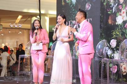 Nune Woranuch跨界推出美容饮品Pong Nawat惊喜站台力挺