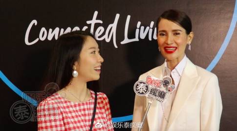 Anne Thongprasom回应“Saya变Yaya”趣事与Nadech-Yaya合照风波并送新春祝福