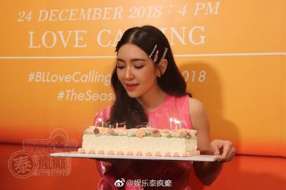 Bella Campen29岁生日会与粉丝同庆并强调慈善周边活动