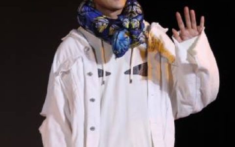 RESTIER新品发布会登场BamBam携SBFIVE同台走秀掀尖叫高潮