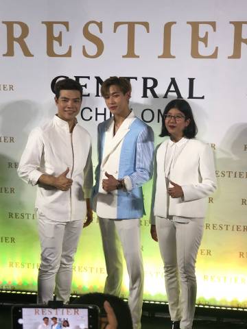 RESTIER新品发布会登场BamBam携SBFIVE同台走秀掀尖叫高潮