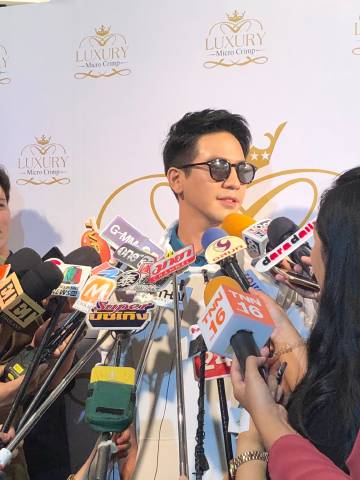 Pope Thanawat回应爆红后传闻称专注演戏并否认IG追女生说法