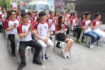 《曼谷爱情故事之天悯奇缘》拜神仪式举行Nonkul与PunPun演绎缘分故事