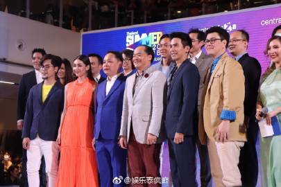 Pope与Bella首次合体活动掀热潮《天生一对》爆红海外再提合作可能