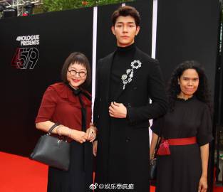 4NOLOGUE发布会众星云集GOT7携SBFIVE与9X9同场亮相