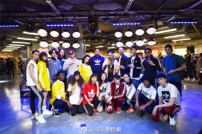 Chompoo Araya产后亮相Adidas活动运动造型吸睛展现好状态