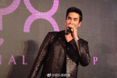 Nadech、Maria、Off与Gun出席NYX慈善路跑活动助力公益