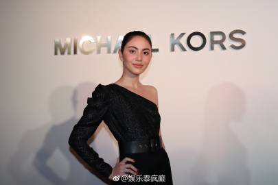 Mai Davika出席Michael Kors新品发布会优雅亮相引关注