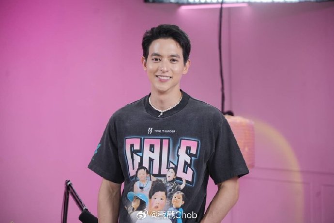 曾夜夜饮酒几乎不睡 James Jirayu公开低谷人生