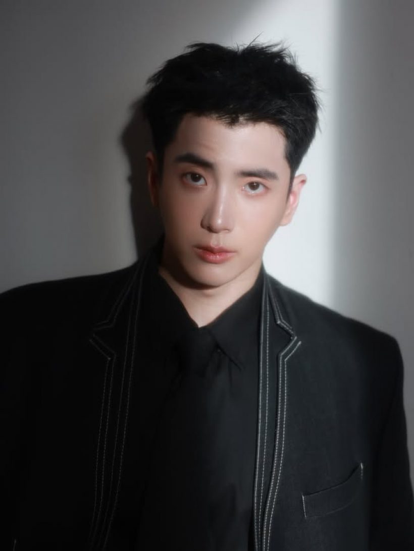 Nonkul 登台发表长篇演讲 引全场掌声不断