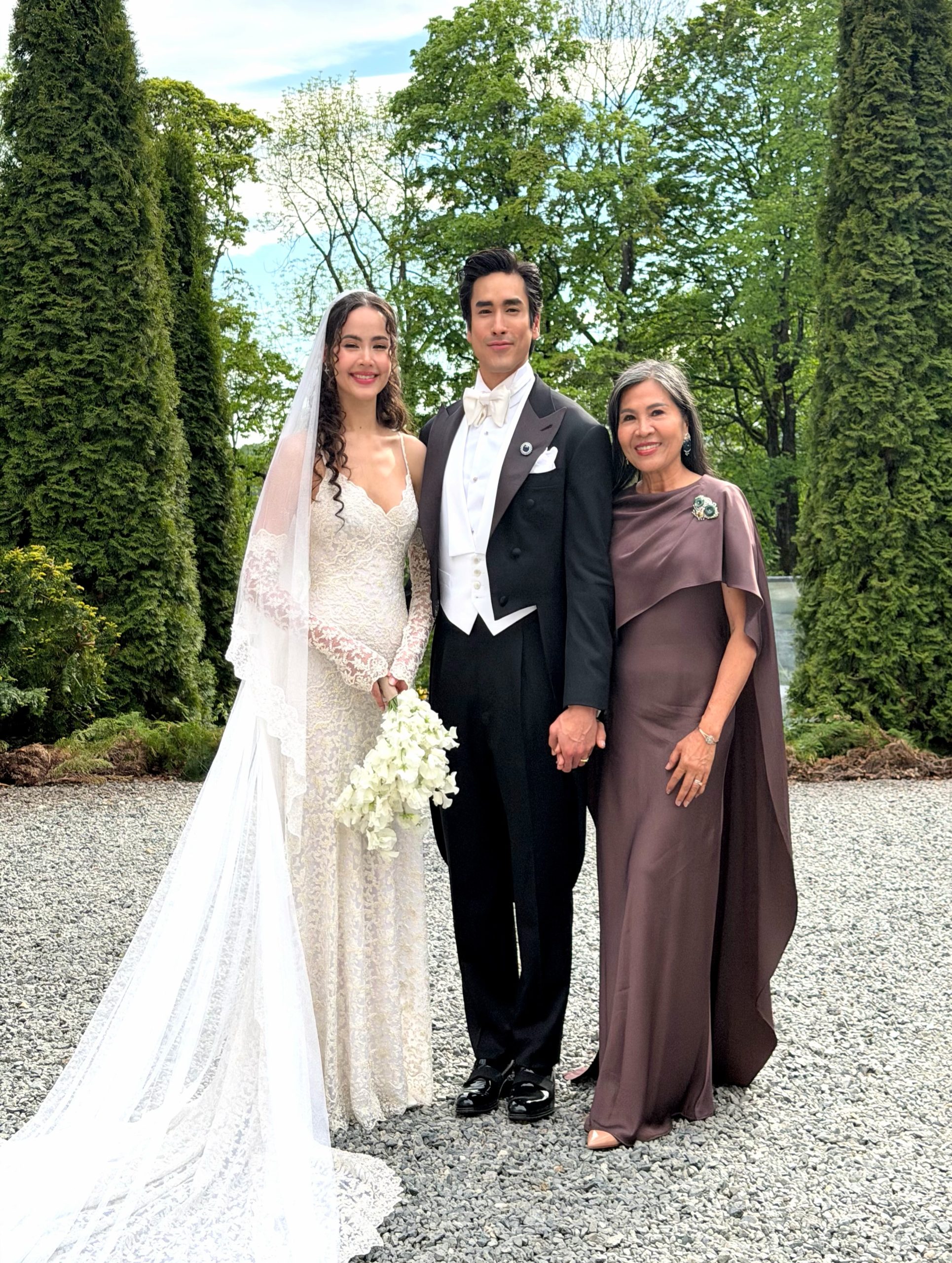 Nadech&Yaya挪威婚礼甜炸!Mae Kaew深情祝福:愿相爱直到宇宙熄灭