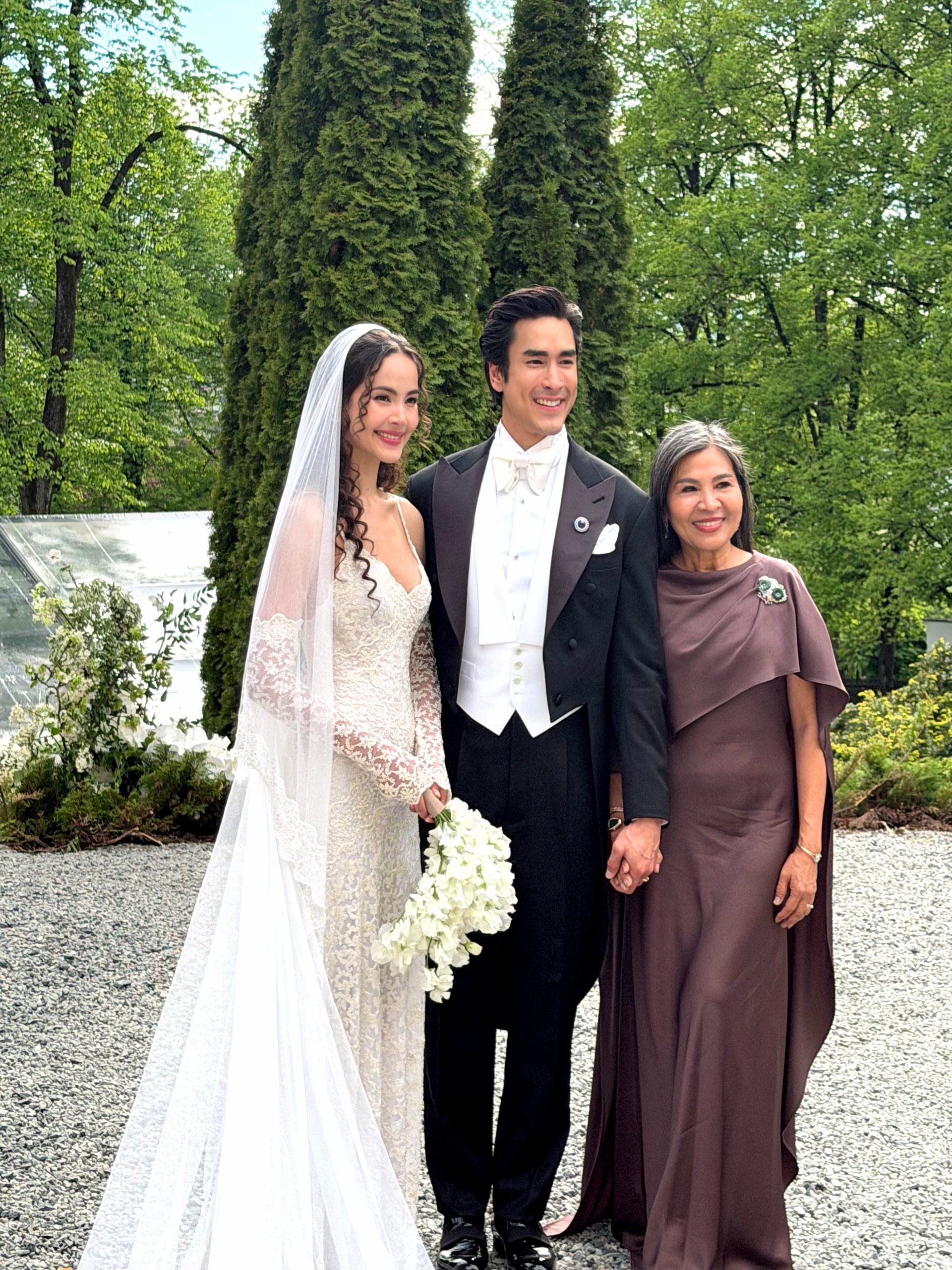 Nadech&Yaya挪威婚礼甜炸!Mae Kaew深情祝福:愿相爱直到宇宙熄灭