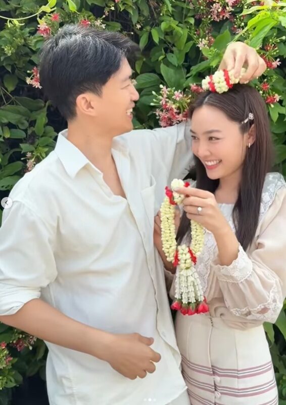 Pai带母亲赴清迈“提亲”Namtarn 直言比求婚还紧张