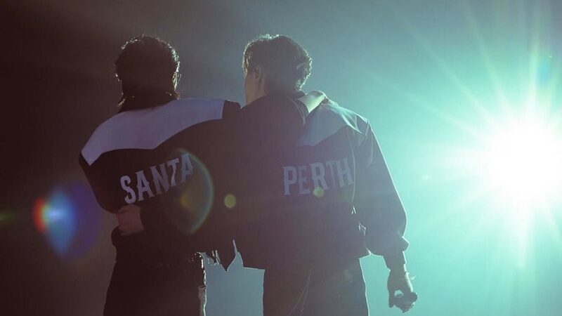 Perth心疼Santa舞台受伤 大赞敬业坚持完成演出