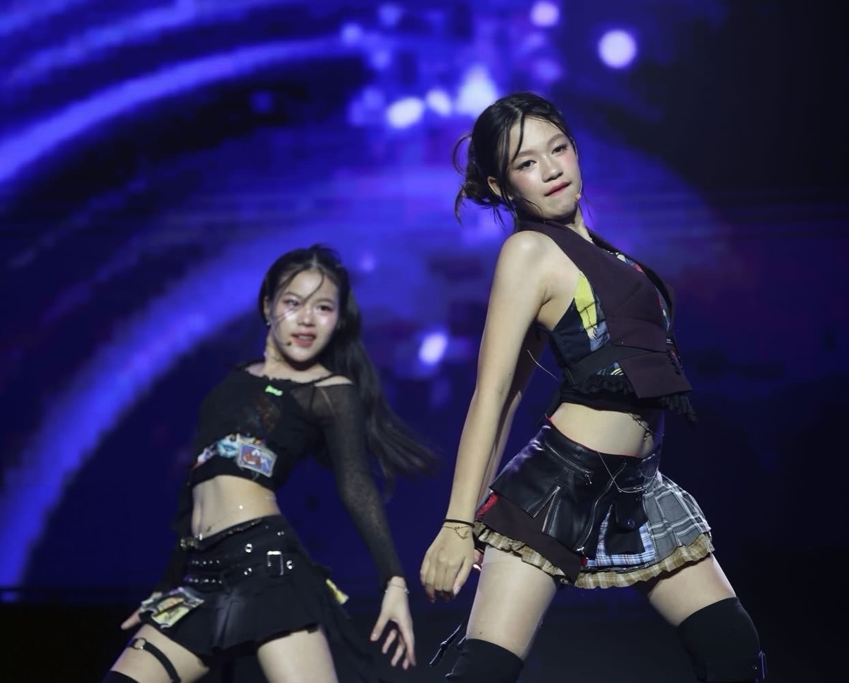 Ning含泪看女儿Nirin登台证明实力 回应骑手进家与前夫近况