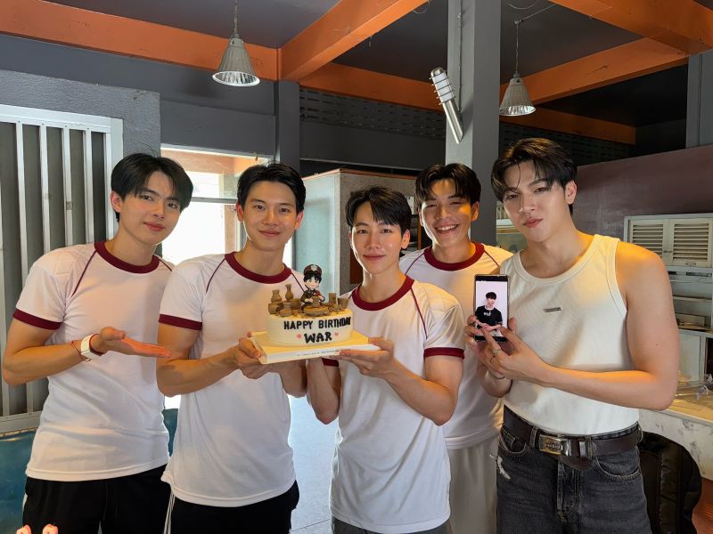 惊喜藏不住！Yin率剧组为War送上特别生日派对