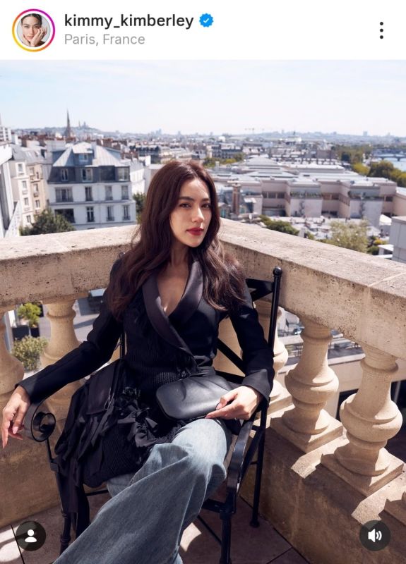 Kimmy Kimberley受邀看秀 巴黎高定造型气场全开