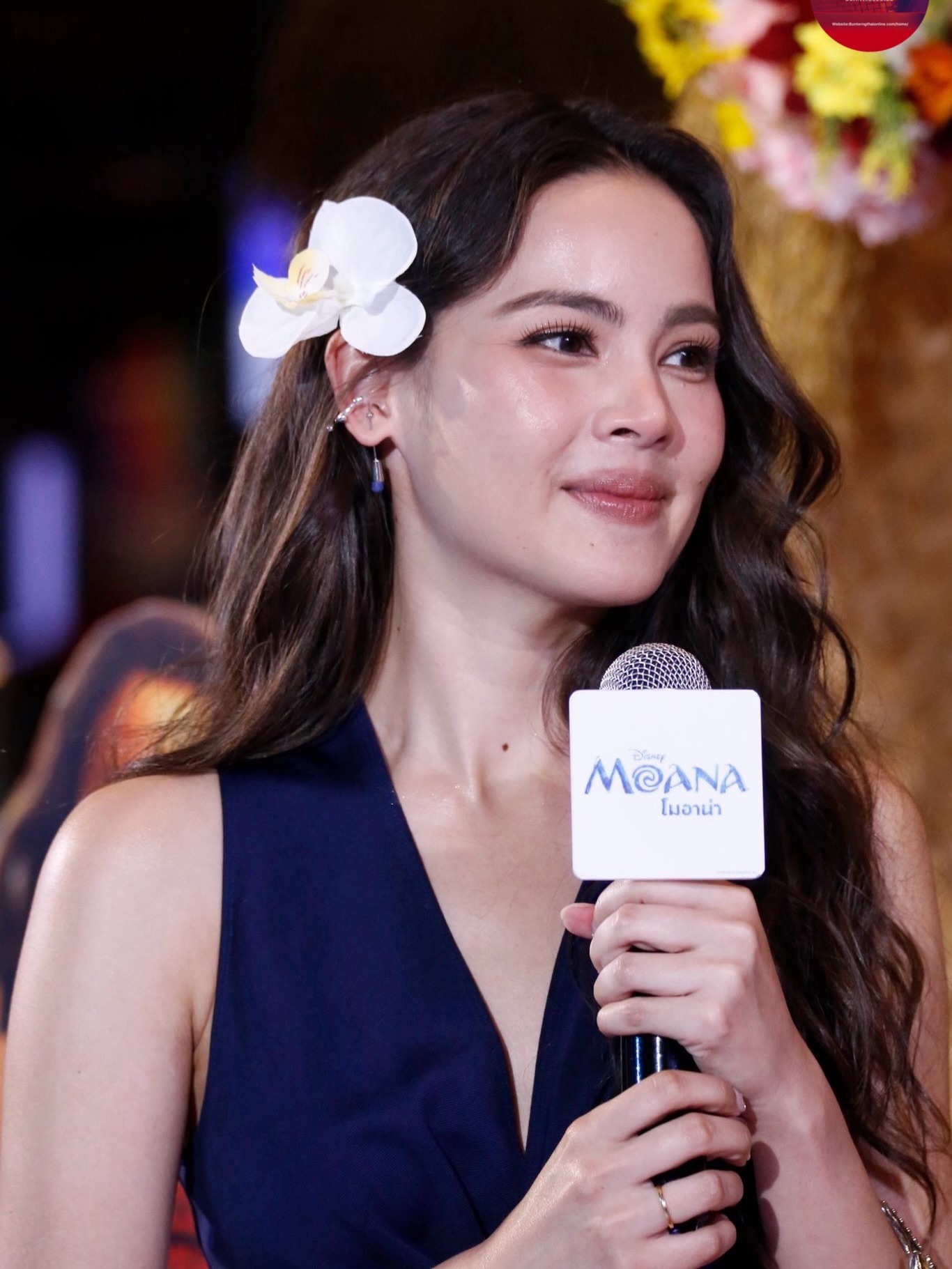 Yaya婚礼倒计时准备4套礼服 幸福直呼老公把自己宠成公主