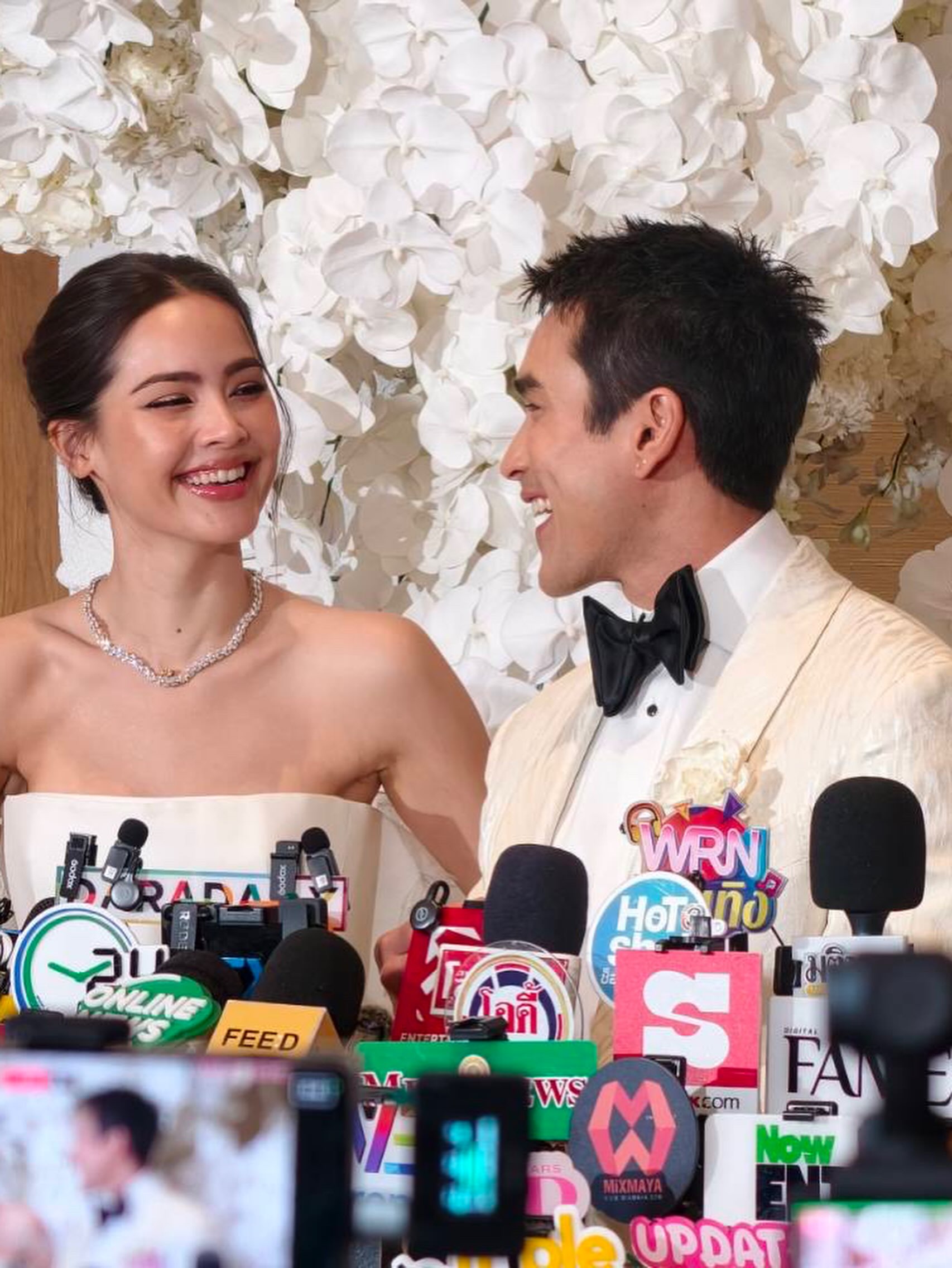 Nadech、Yaya婚礼庆典甜蜜告白：幸运成为彼此的夫妻 已规划蜜月与育儿计划