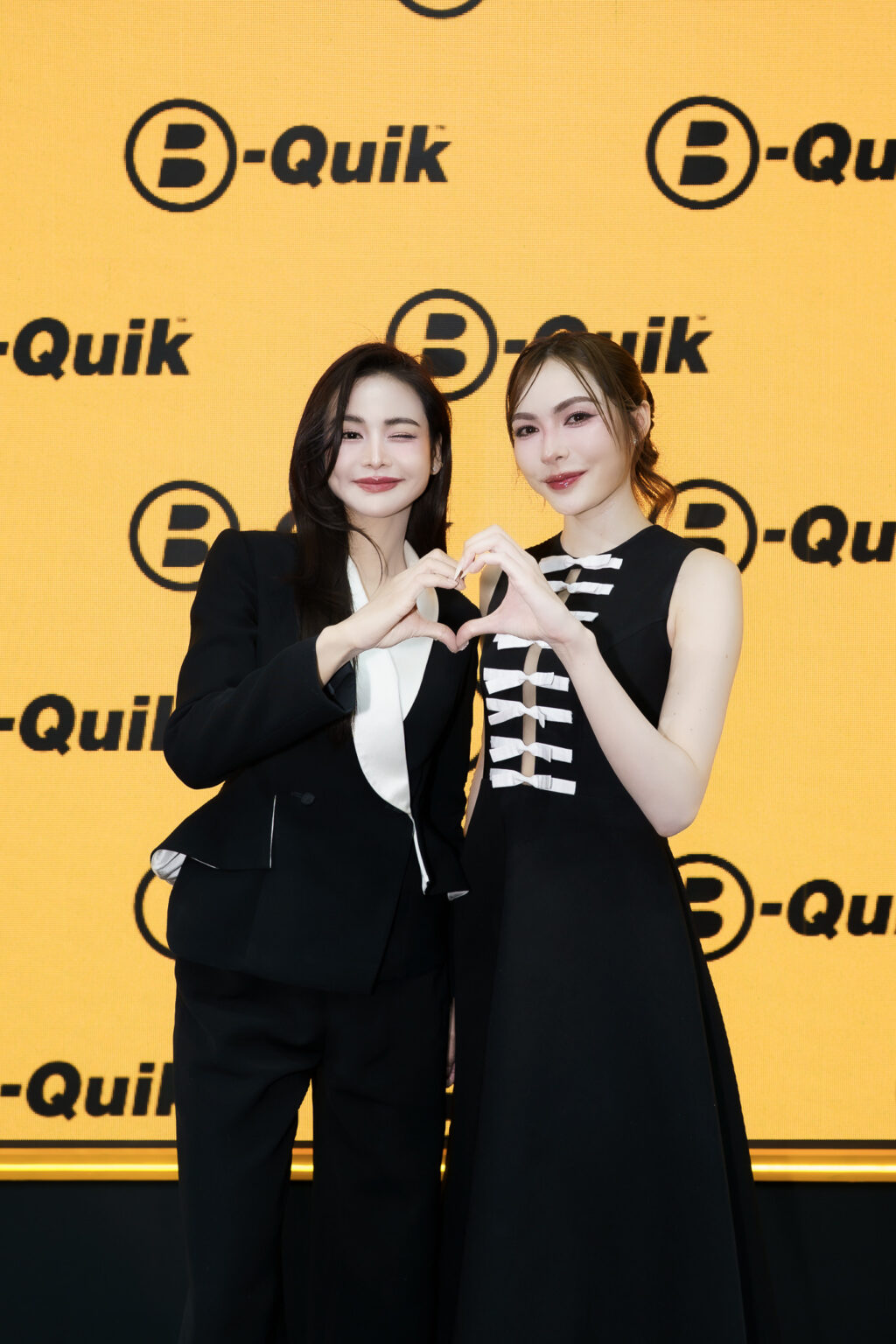 Engfa & Charlotte、August & Leng同台互动 粉丝近距离共享欢乐时光