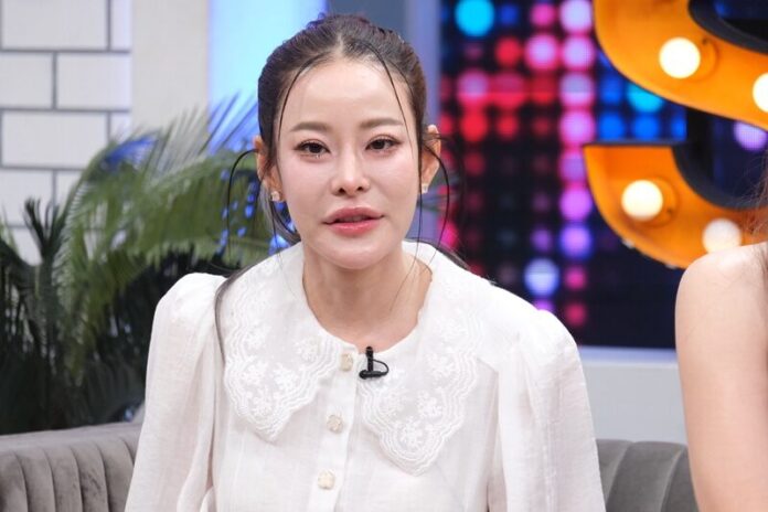 Ning Panita欣慰女儿首次登电视舞台 暂不急于安排出道
