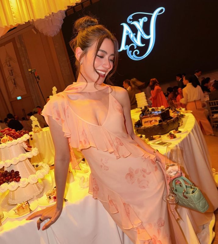 Kimberley回应Nadech、Yaya婚礼风波！揭秘Lisa婚礼暖举