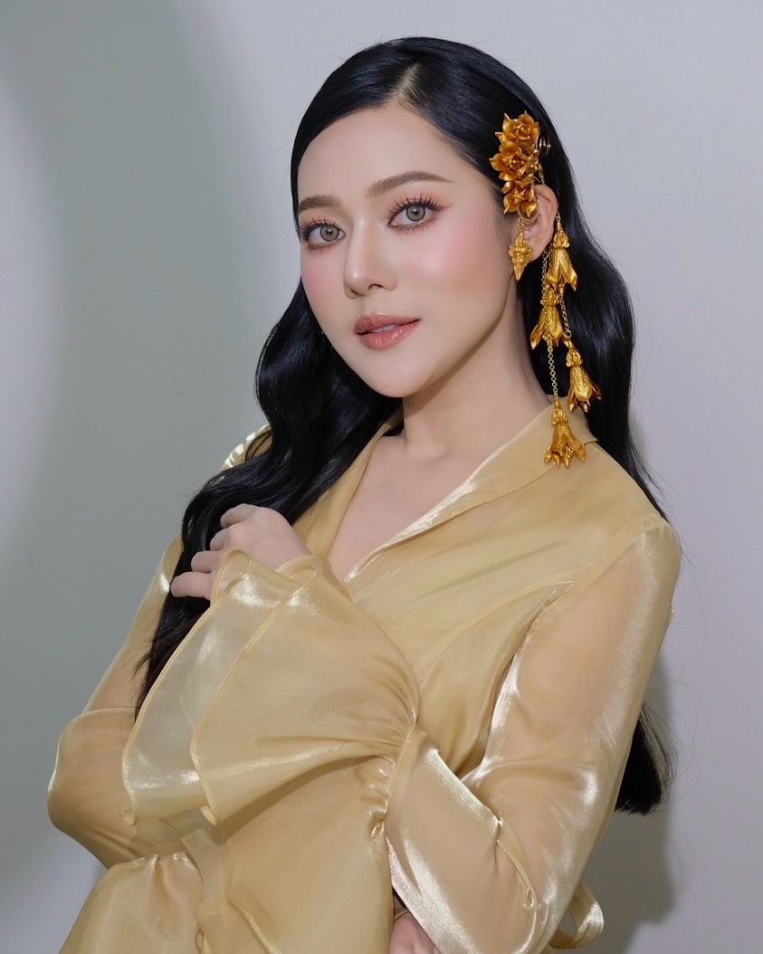 Tide与Tubtim甜蜜游澳洲 亲曝暂未急着结婚：顺其自然就好