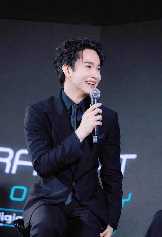Ritz曾递交退出娱乐圈申请 却笑称“最后还是退不了”