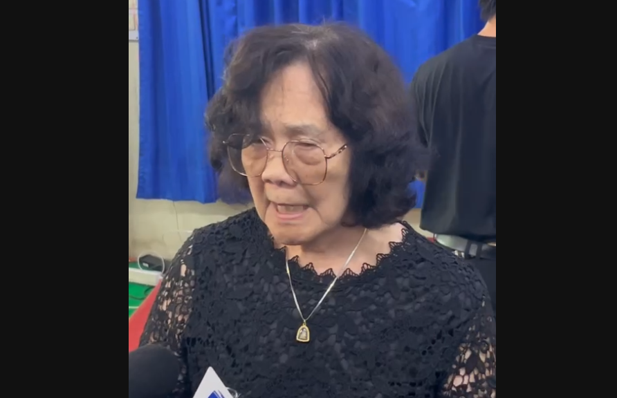 90年代歌手Tay Dragon 5离世 母亲含泪告别：你辛苦太久了，现在好好休息吧