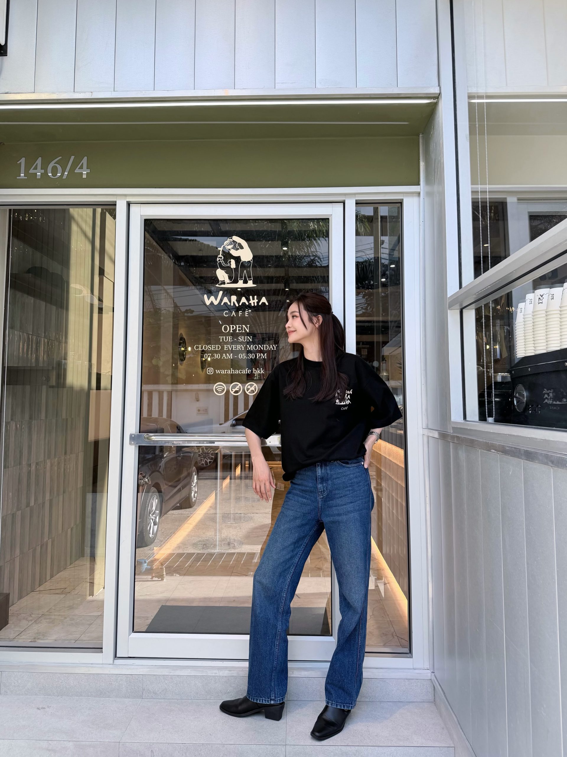 Engfa开设咖啡店 Charlotte亲自到场送上祝福