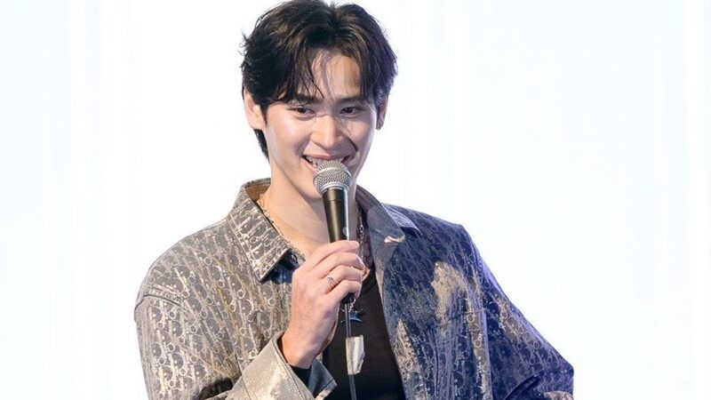 Kao Noppakao为角色贴纹身秀身材 新剧搭档Yaya、Gulf挑战大