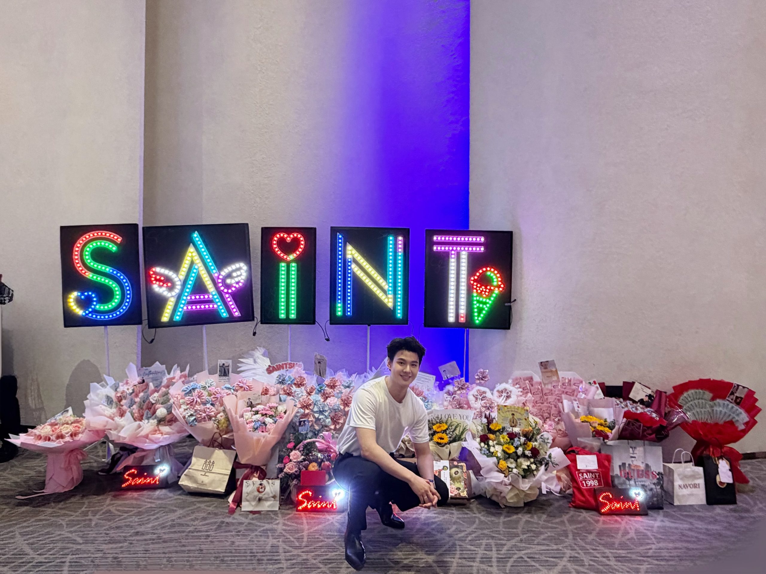 Saint全面复工 感谢粉丝始终不离不弃