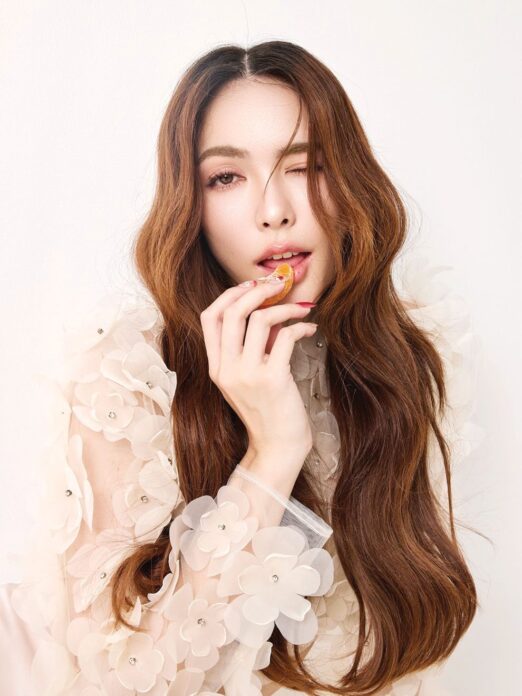 Charlotte Austin分享走出心理低谷的方法 努力找回从前的自己