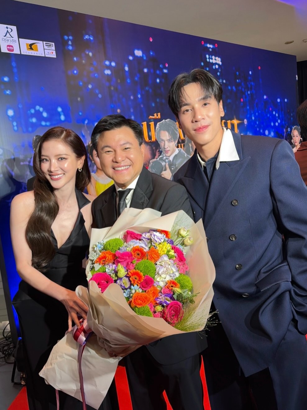 Jes-Baifern片场获封“灾难系CP” 互怼打闹却默契十足