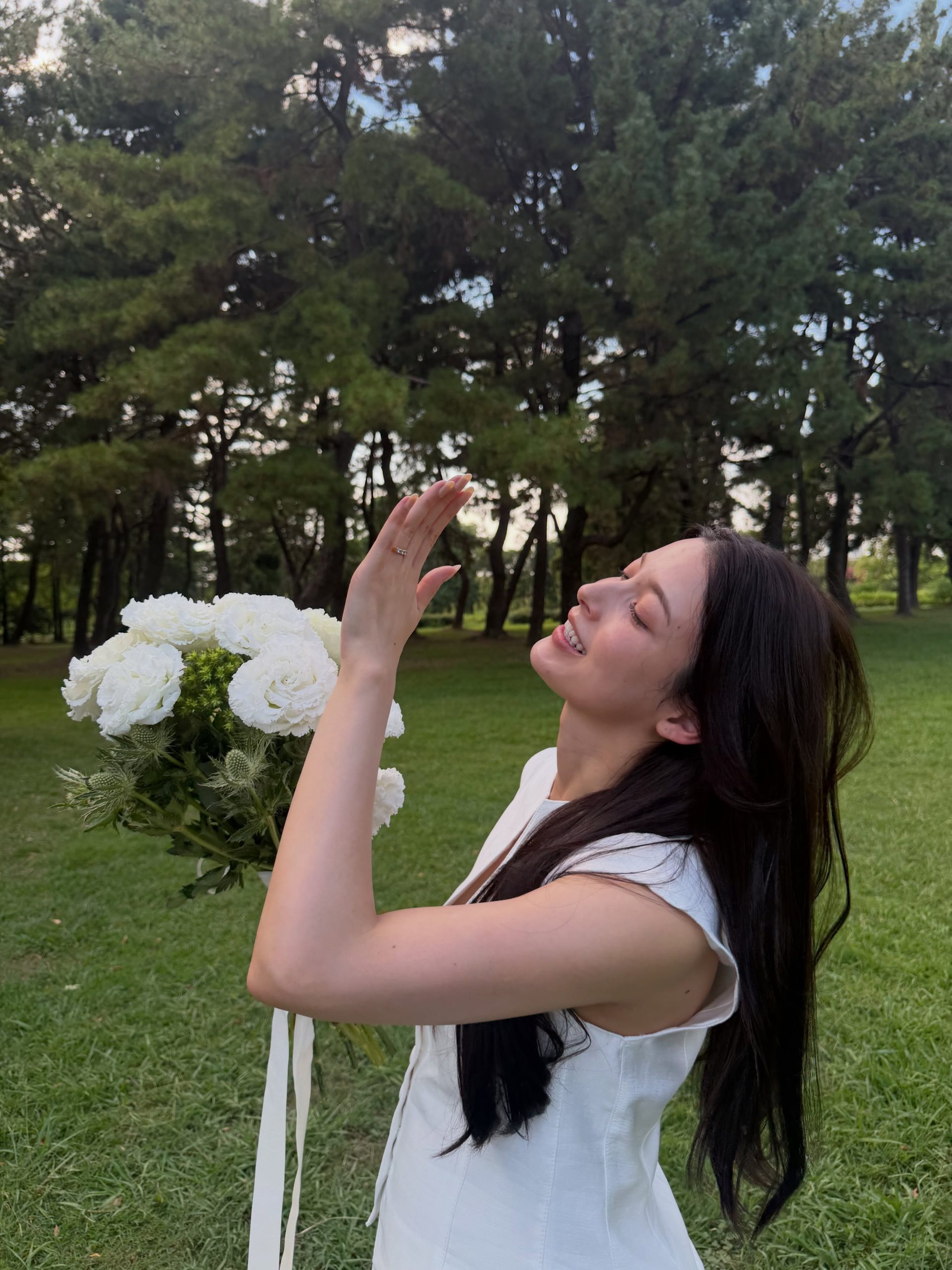 Puen Khanin惊喜求婚日本女友 戴上戒指甜蜜升级