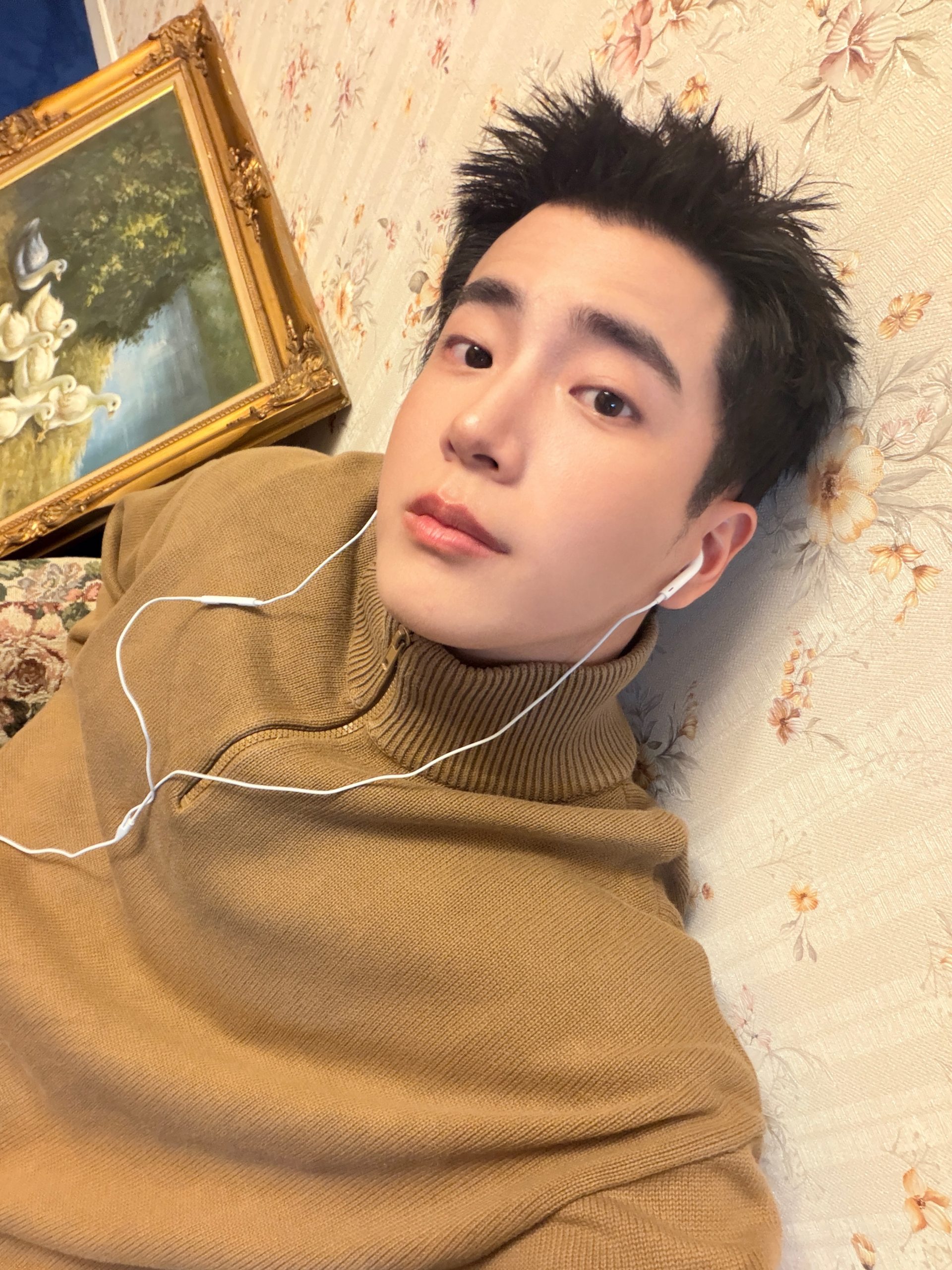 Nonkul否认与Aff分手传闻 强调感情稳定不一定要晒合照