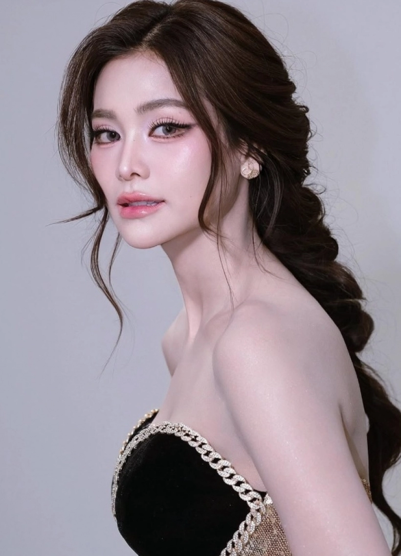 Engfa母亲发文力挺女儿 因新闻压力失眠焦虑呼吁外界留给她幸福空间