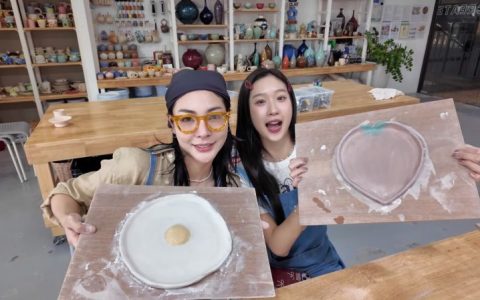Faye Peraya送Atom Pariya珍珠首饰套装 两人首次一起体验陶艺