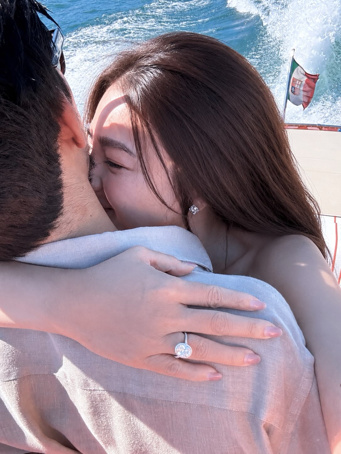 Due Arisara官宣新恋情即传喜讯！获男友Woody浪漫求婚