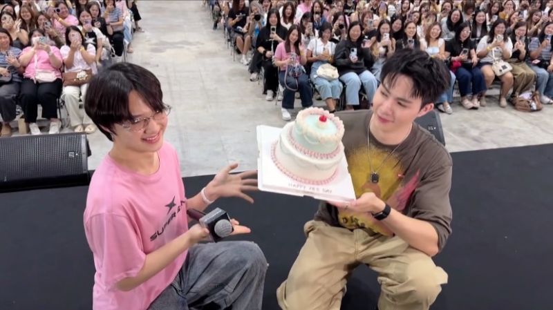Zee与NuNew共度特别生日时刻 邀粉丝一起做善事帮助流浪狗