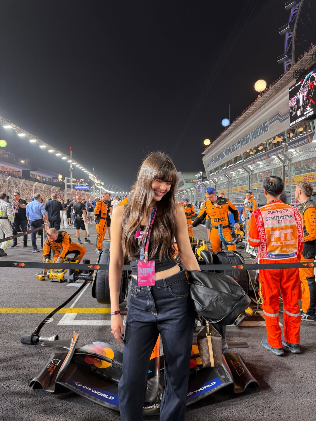 Yaya现身F1新加坡大奖赛 分享赛场上的难忘时刻