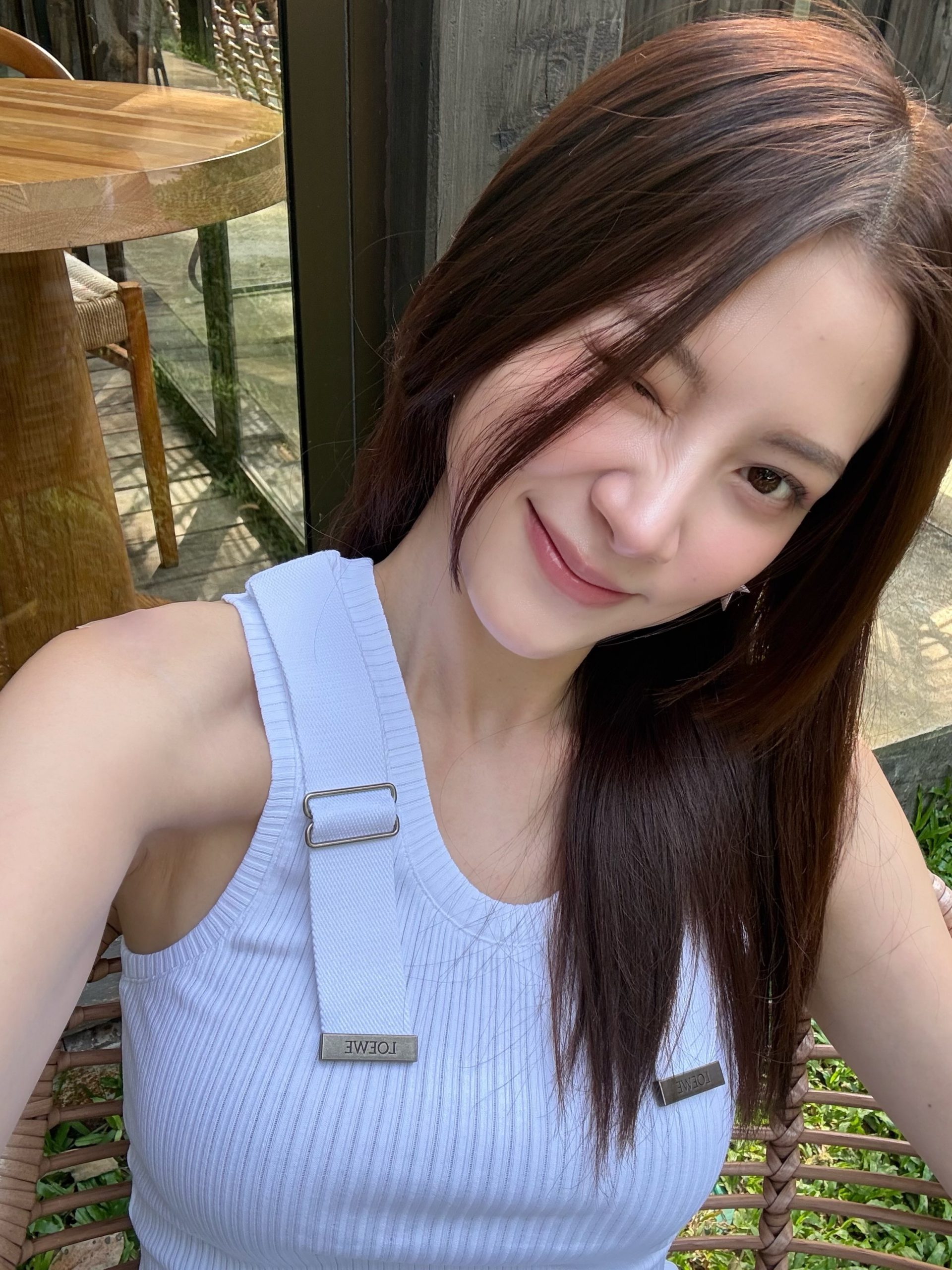 Baifern首度挑战双胞胎角色 坦言拍摄辛苦却很有趣