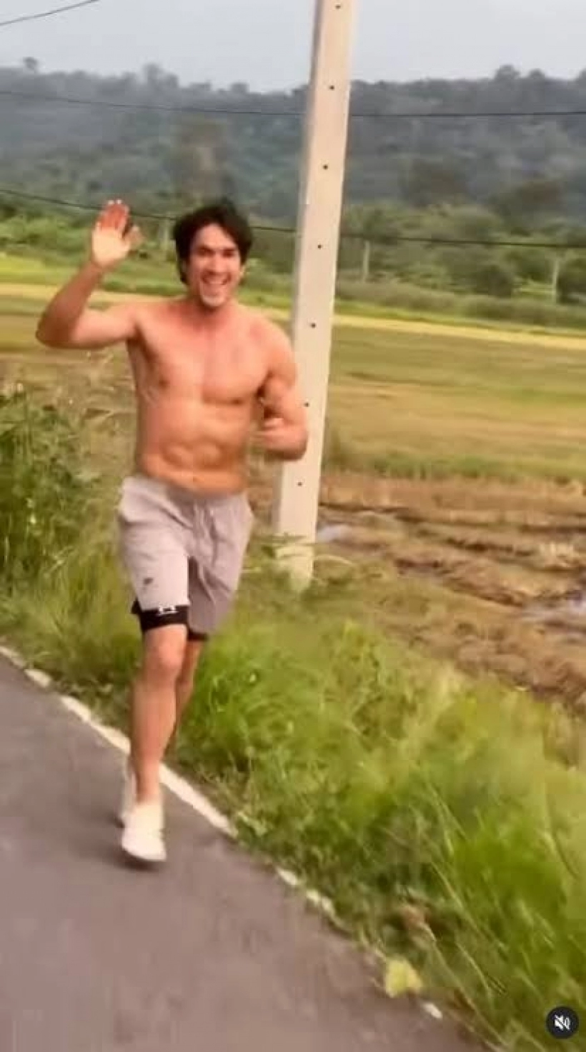 Nadech坚持接地气生活 经纪人揭秘背后原因